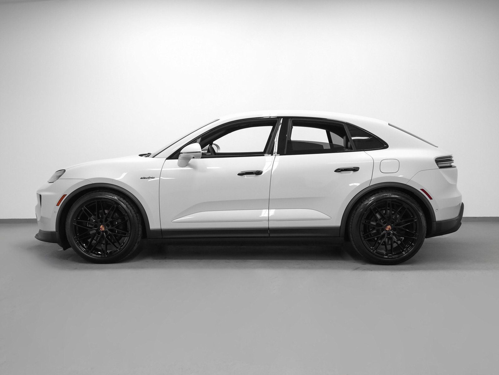 2026 Porsche Macan Macan 4 Electric