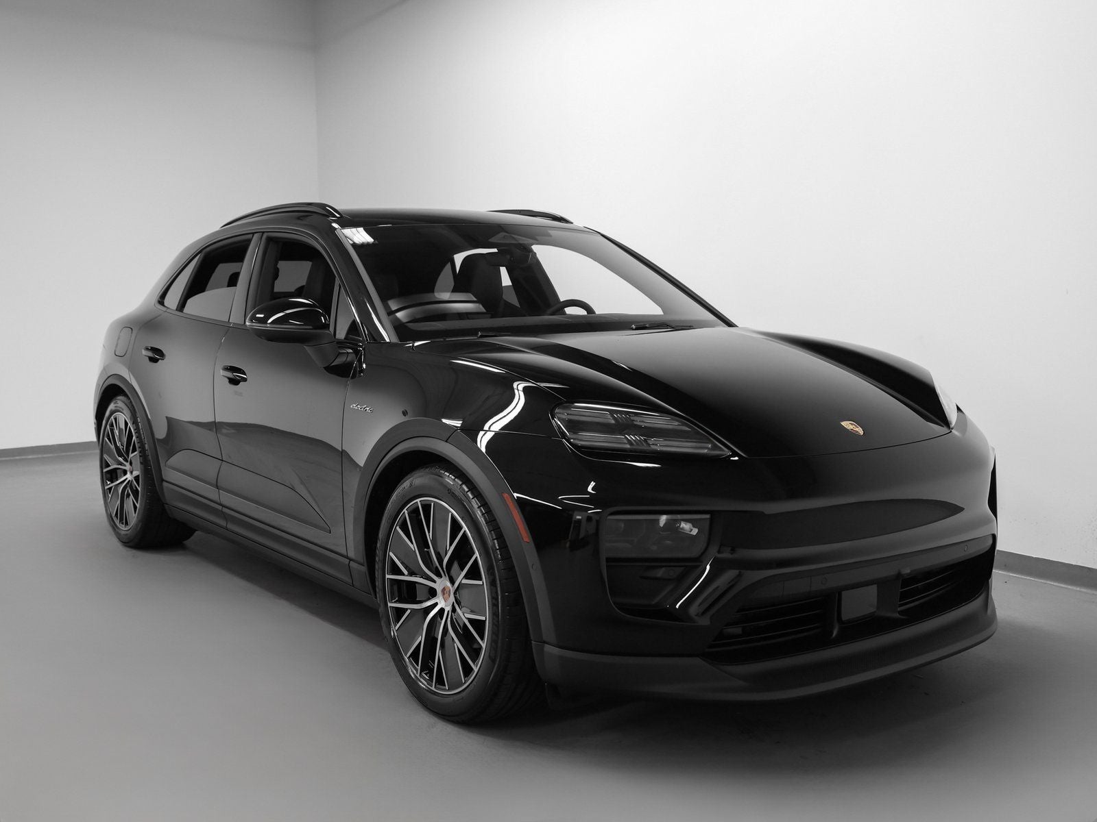 2026 Porsche Macan 4 Electric