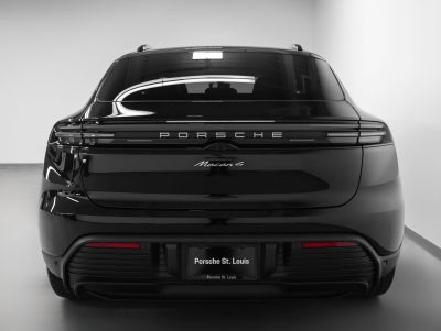 2026 Porsche Macan 4 Electric