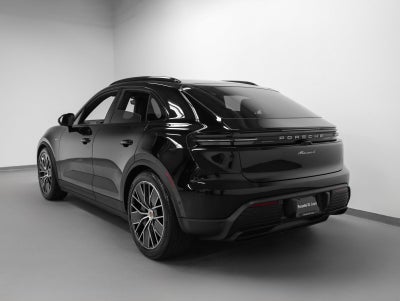 2026 Porsche Macan Macan 4 Electric