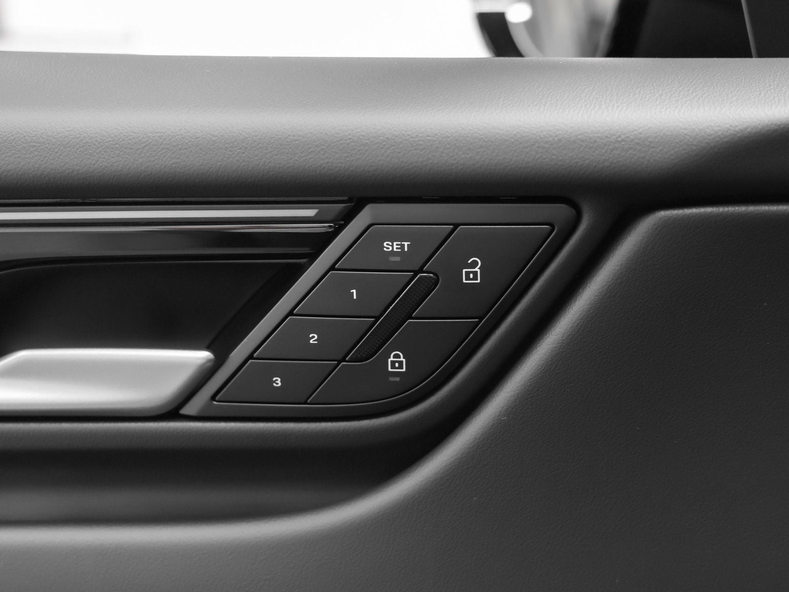 2026 Porsche Macan 4 Electric