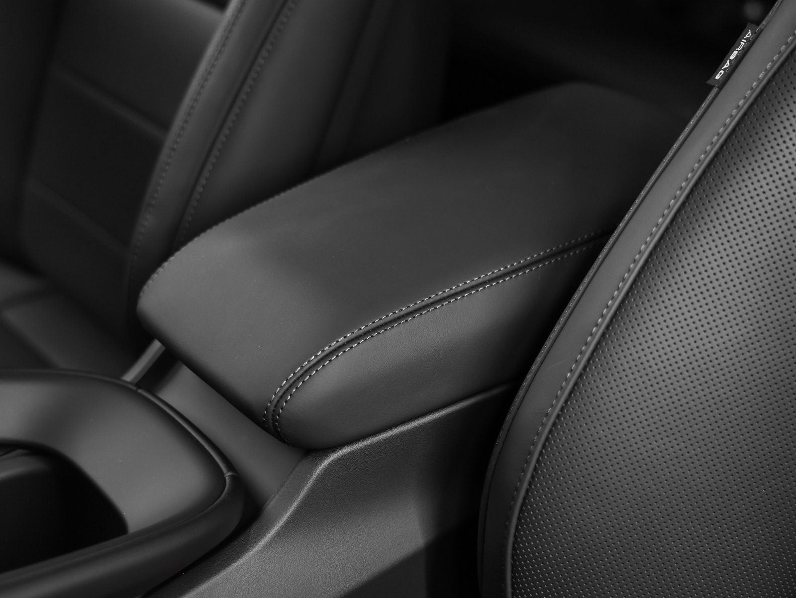 2026 Porsche Macan 4 Electric