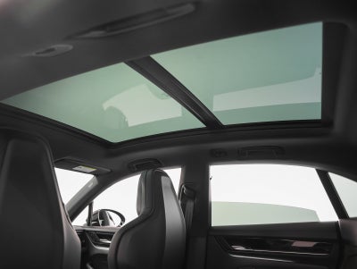 2026 Porsche Macan 4 Electric