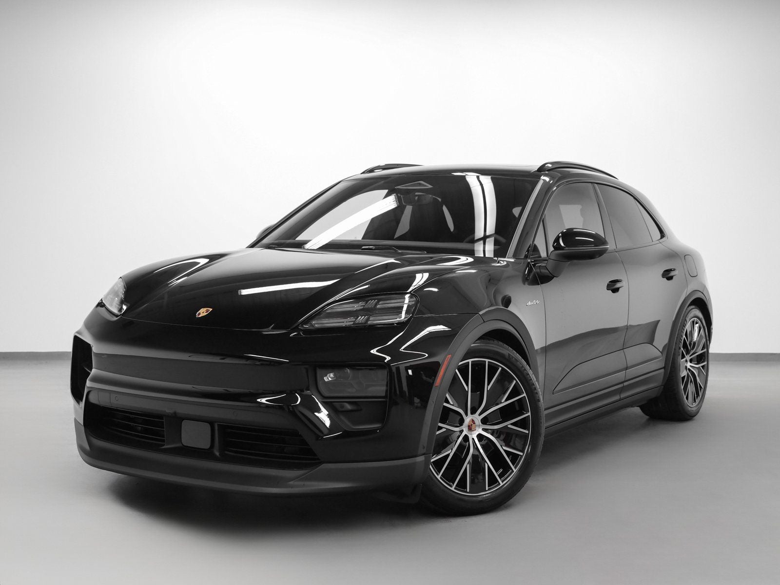 2026 Porsche Macan 4 Electric