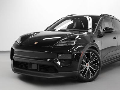 2026 Porsche Macan 4 Electric