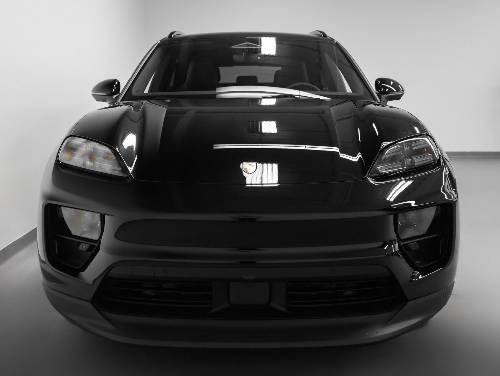 2026 Porsche Macan 4 Electric