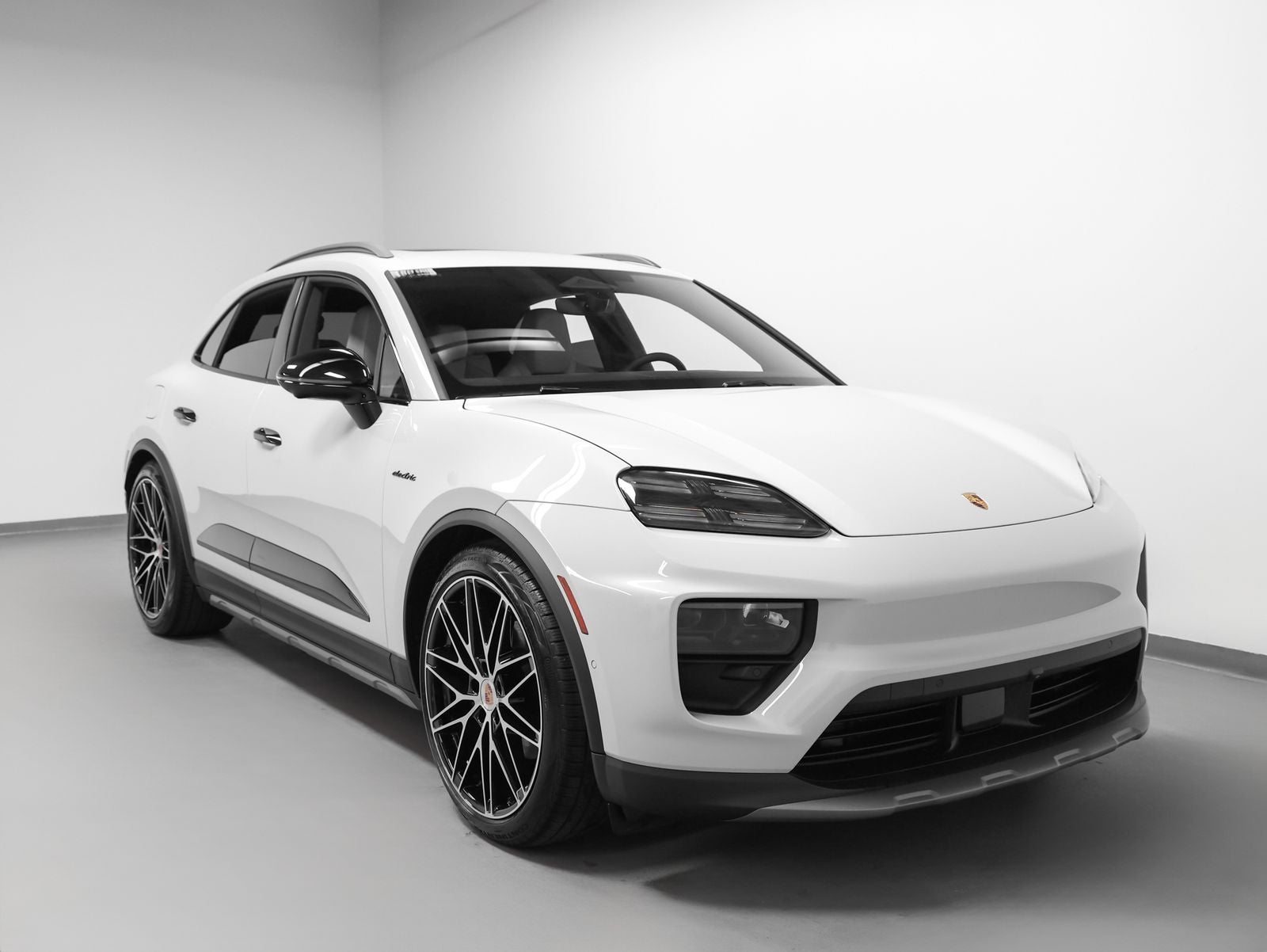 2026 Porsche Macan 4 Electric