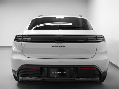 2026 Porsche Macan 4 Electric
