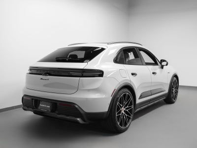 2026 Porsche Macan 4 Electric