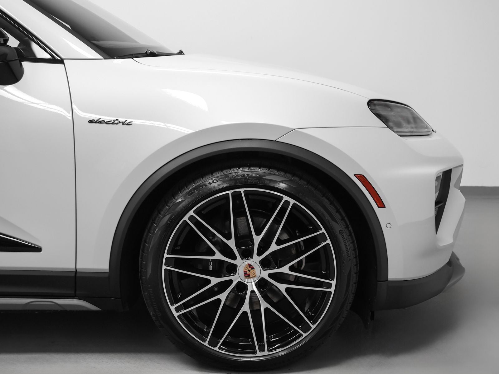 2026 Porsche Macan 4 Electric