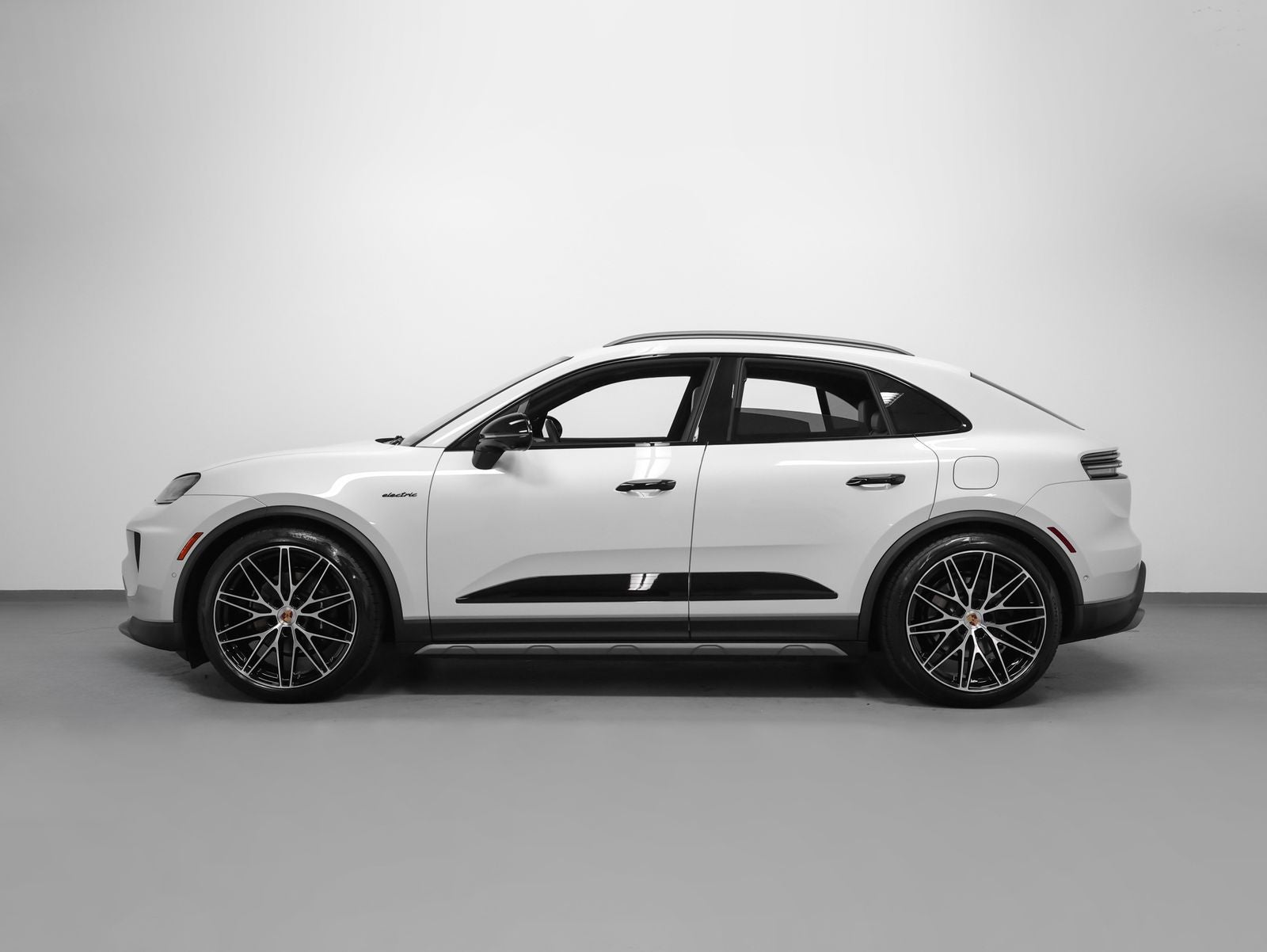 2026 Porsche Macan 4 Electric