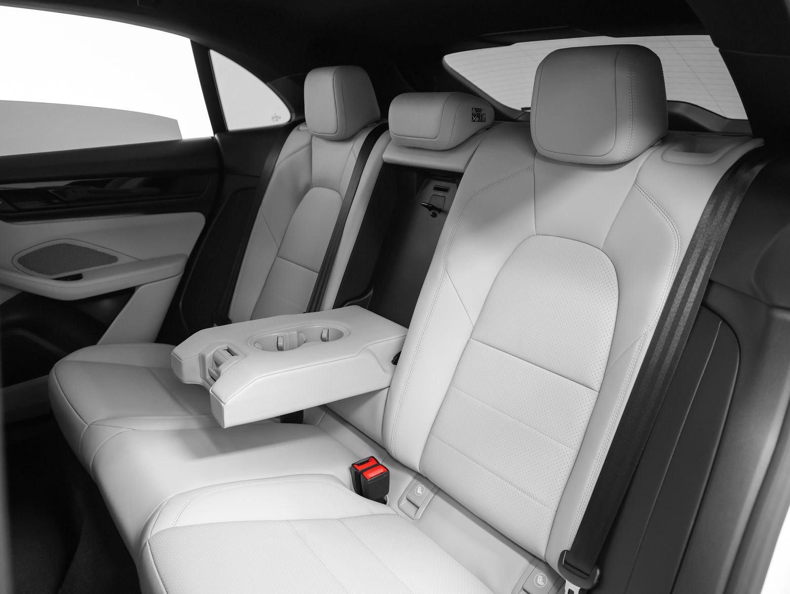 2026 Porsche Macan 4 Electric