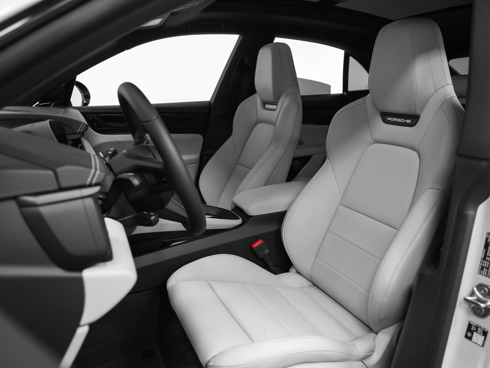 2026 Porsche Macan 4 Electric