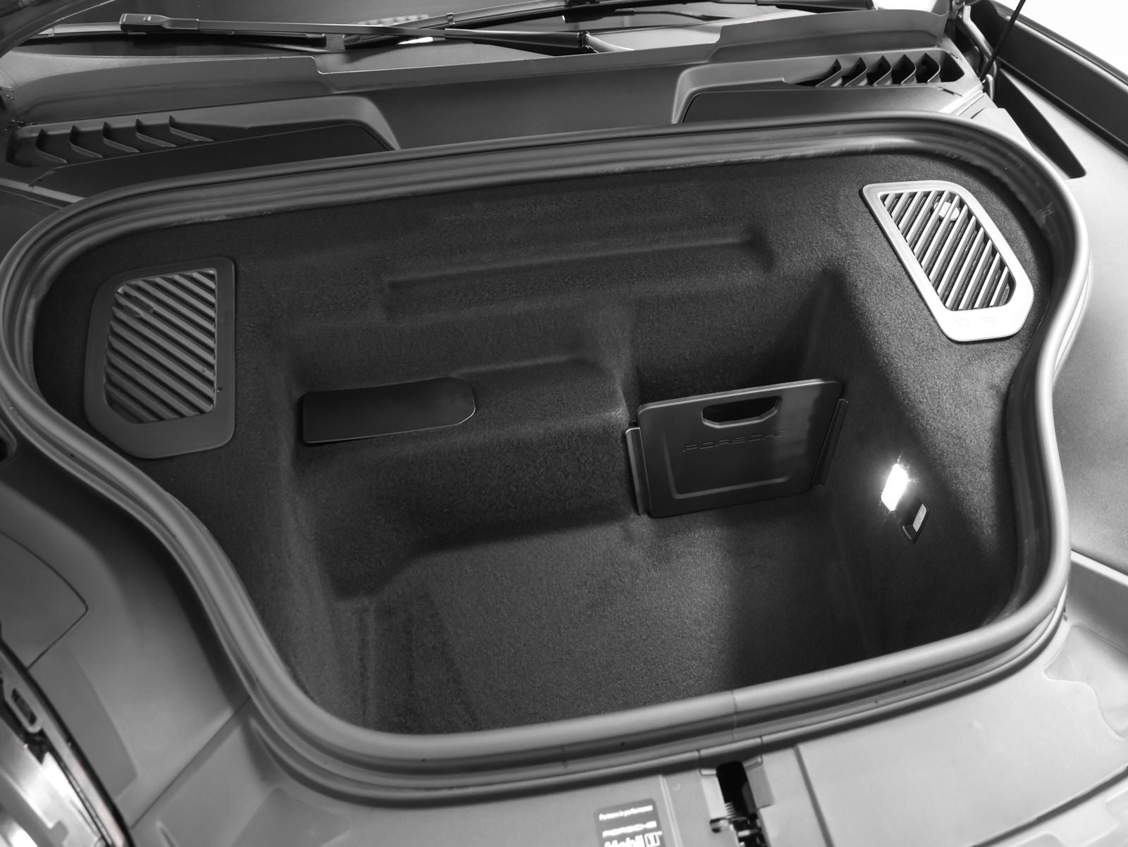 2026 Porsche Macan 4 Electric