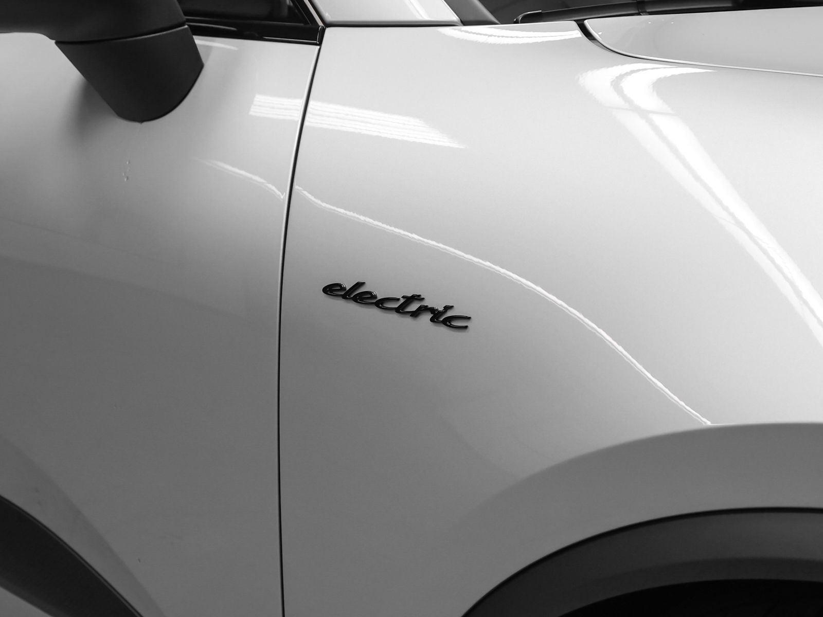 2026 Porsche Macan 4 Electric