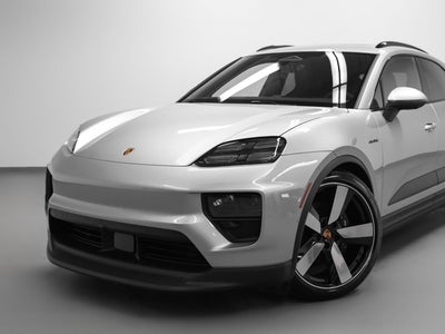 2026 Porsche Macan 4 Electric