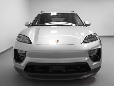 2026 Porsche Macan 4 Electric