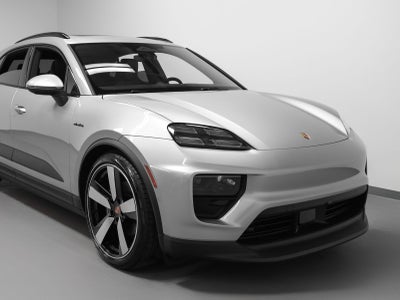 2026 Porsche Macan 4 Electric