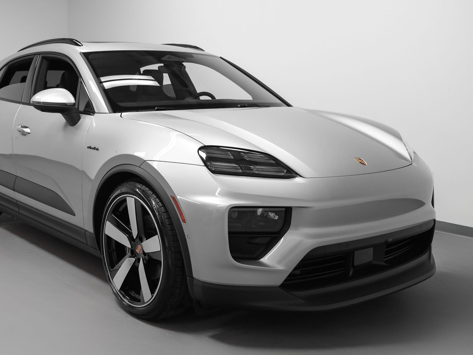 2026 Porsche Macan 4 Electric
