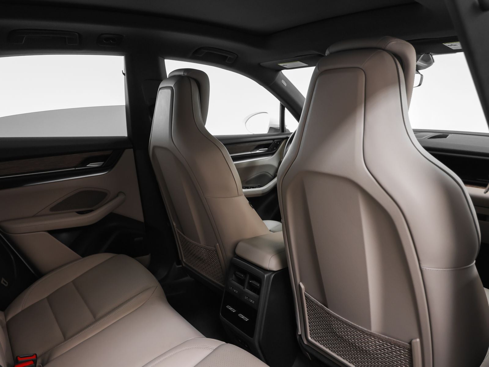 2025 Porsche Macan 4 Electric