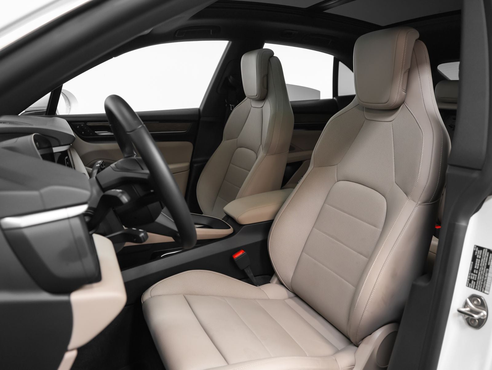 2025 Porsche Macan 4 Electric