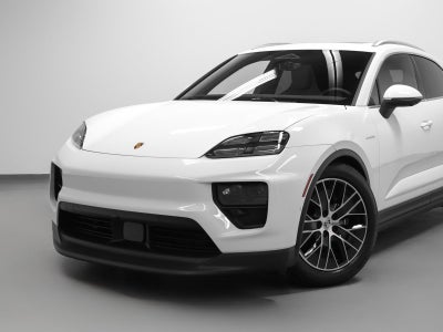 2025 Porsche Macan 4 Electric