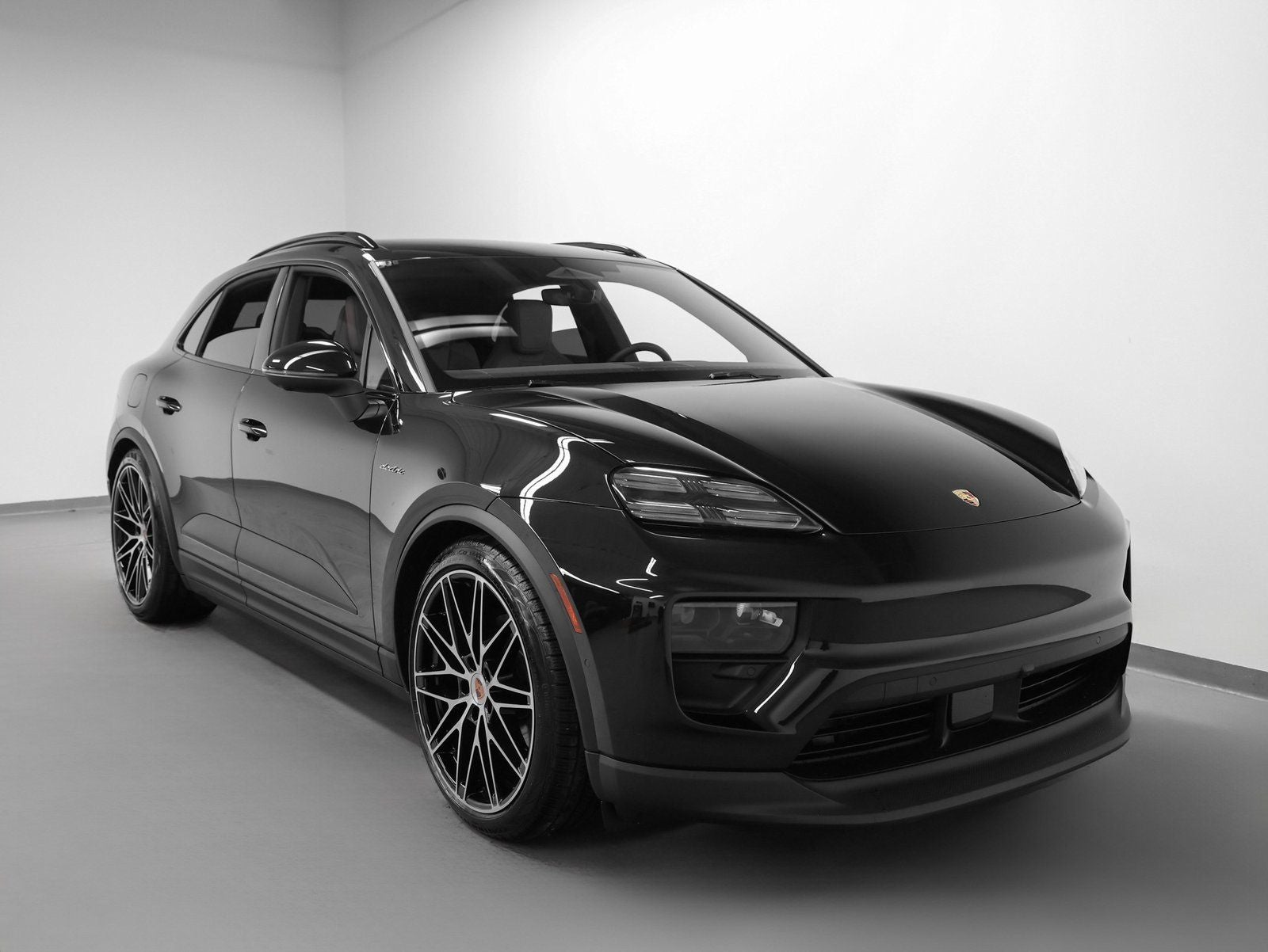 2026 Porsche Macan Macan 4 Electric