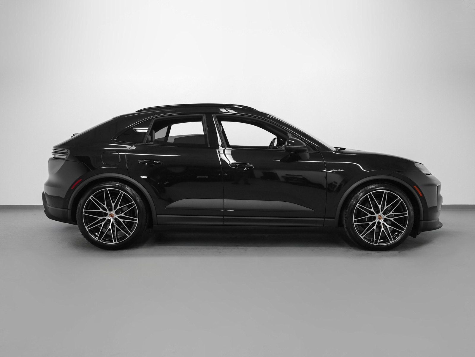2026 Porsche Macan Macan 4 Electric