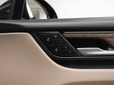 2026 Porsche Macan Macan 4 Electric