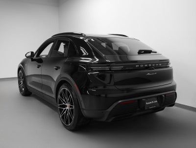2026 Porsche Macan Macan 4 Electric