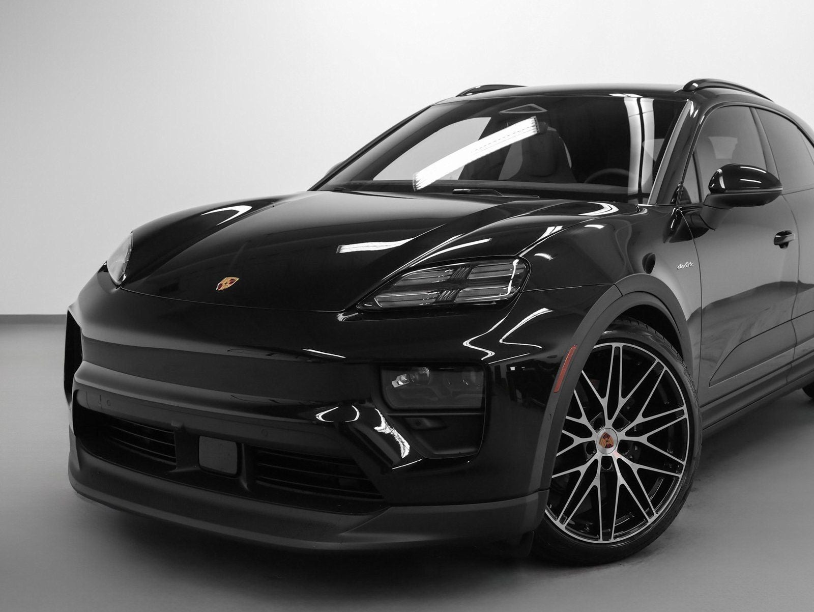 2026 Porsche Macan Macan 4 Electric