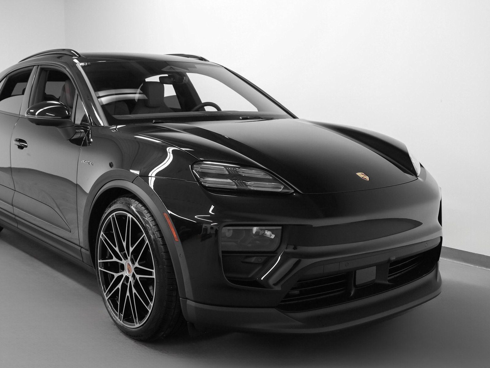 2026 Porsche Macan Macan 4 Electric