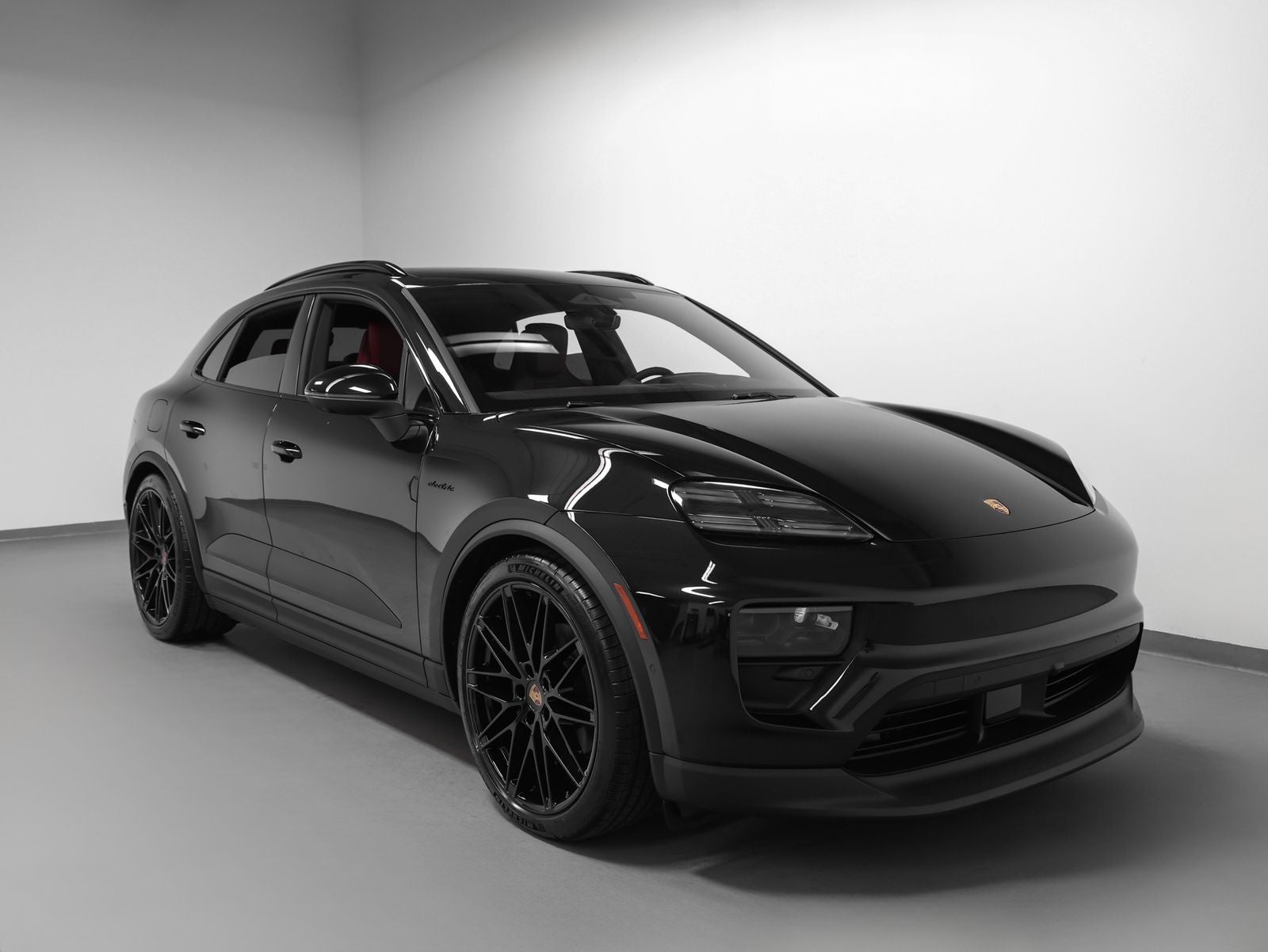 2026 Porsche Macan 4 Electric