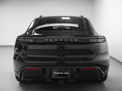 2026 Porsche Macan 4 Electric
