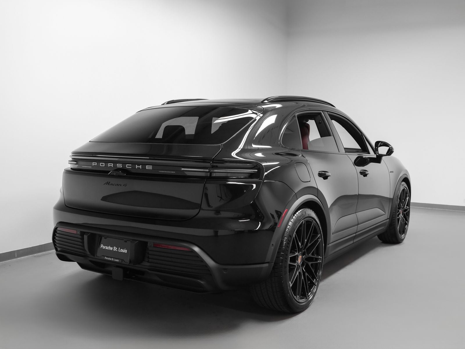 2026 Porsche Macan 4 Electric