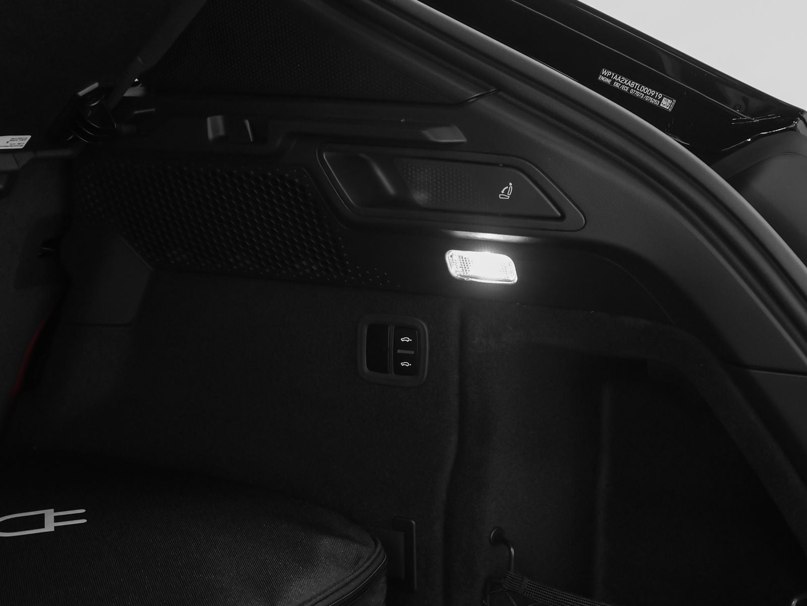 2026 Porsche Macan 4 Electric