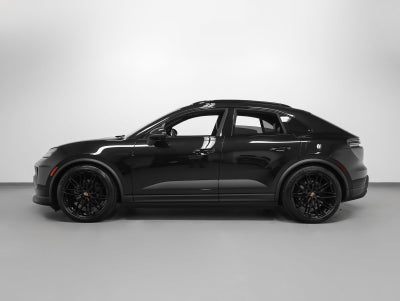 2026 Porsche Macan 4 Electric