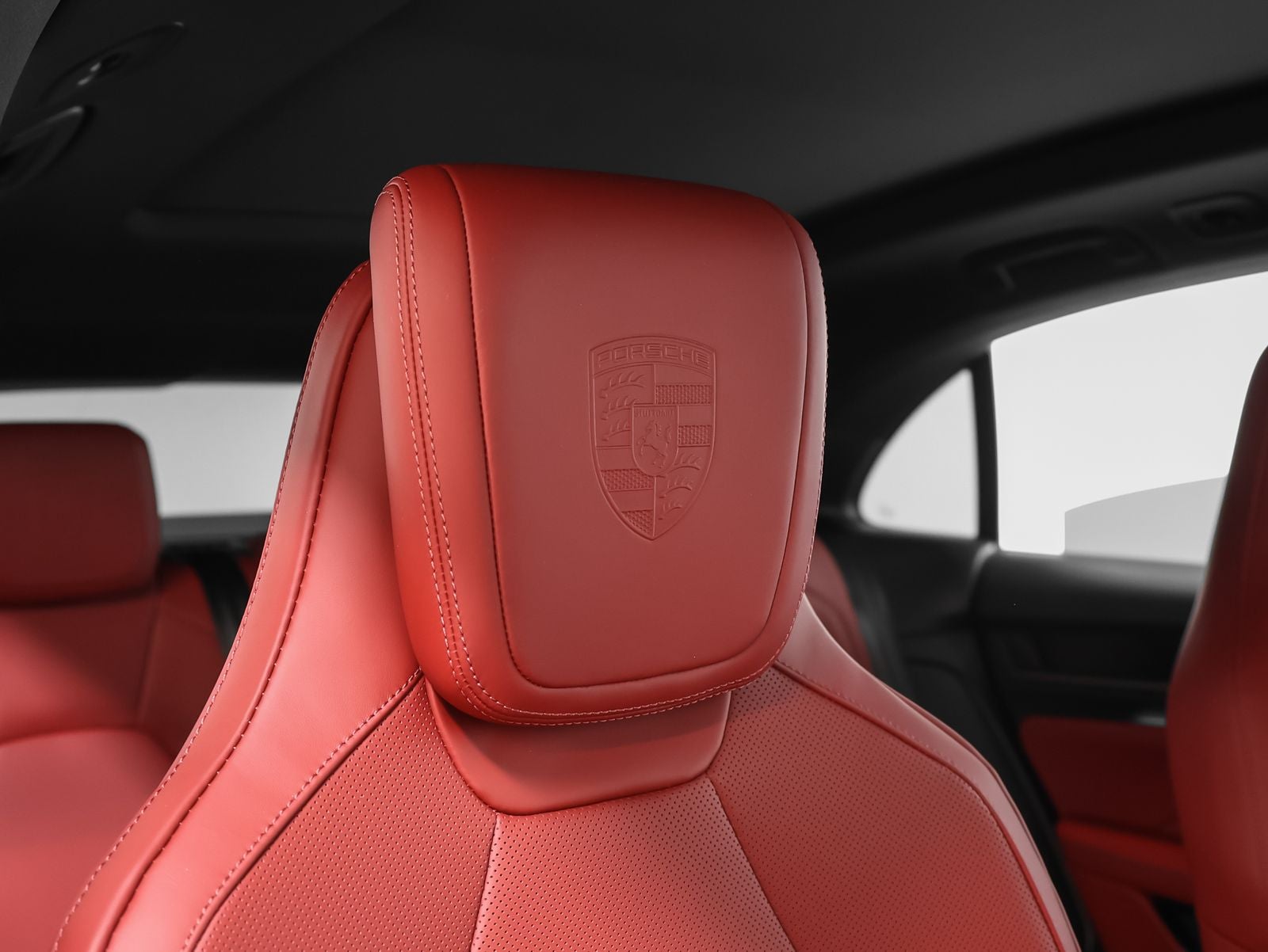 2026 Porsche Macan 4 Electric