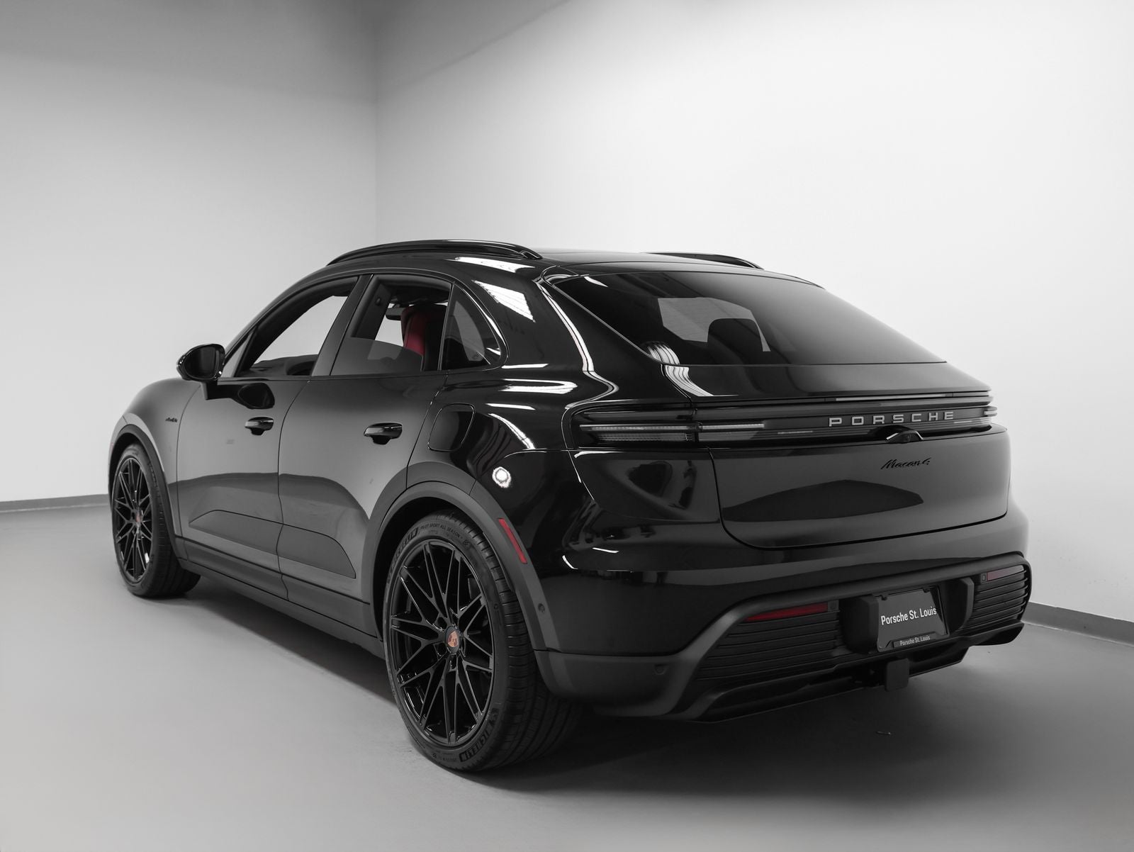 2026 Porsche Macan 4 Electric