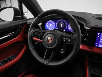 2026 Porsche Macan 4 Electric