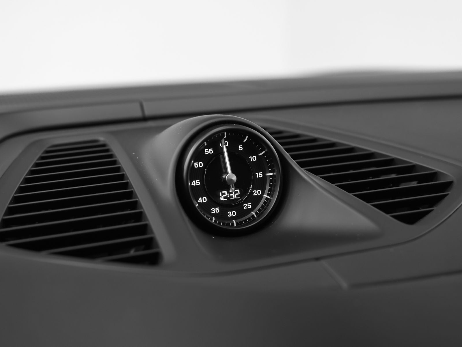 2026 Porsche Macan 4 Electric