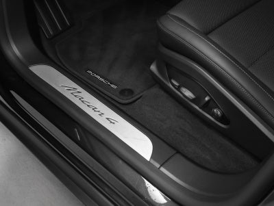 2025 Porsche Macan Macan 4 Electric