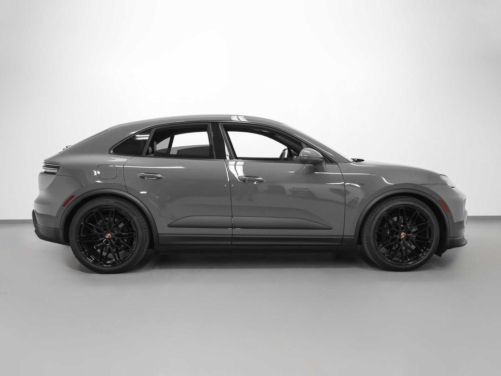 2026 Porsche Macan Macan 4 Electric