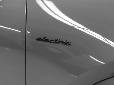 2026 Porsche Macan Macan 4 Electric