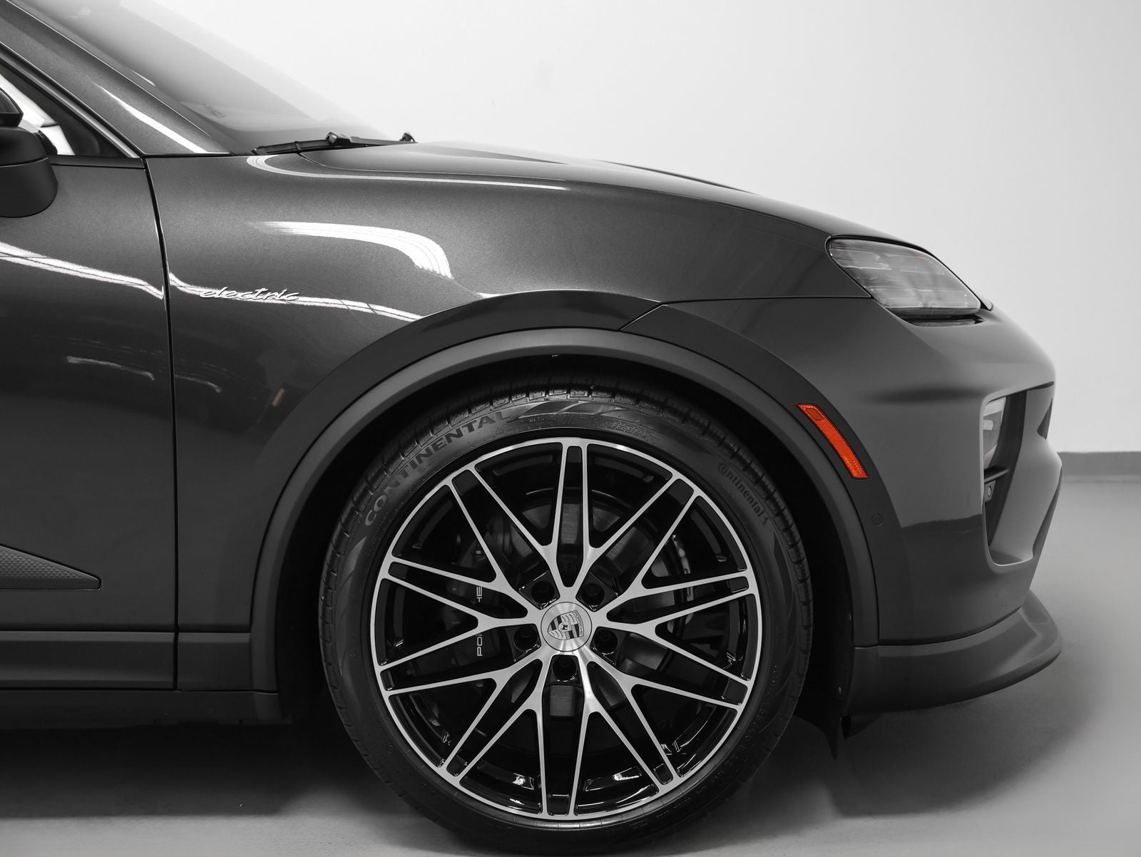 2026 Porsche Macan 4 Electric