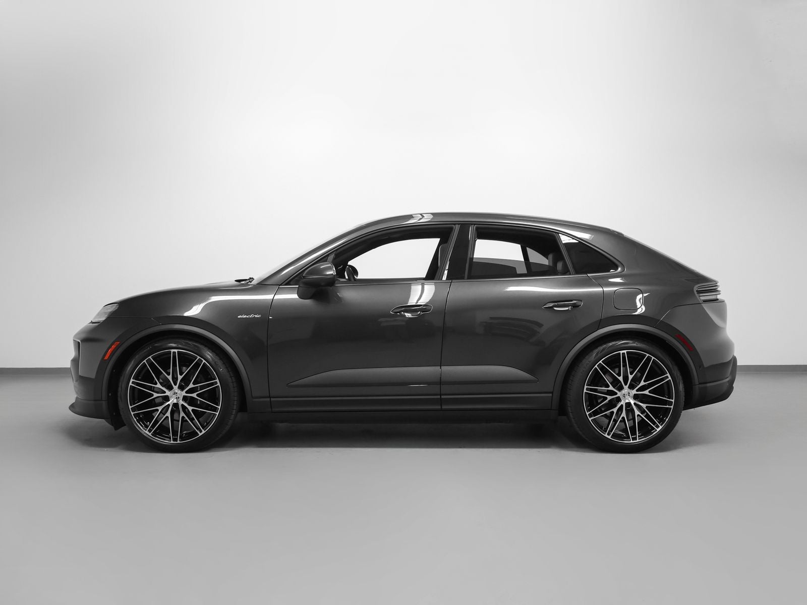 2026 Porsche Macan 4 Electric