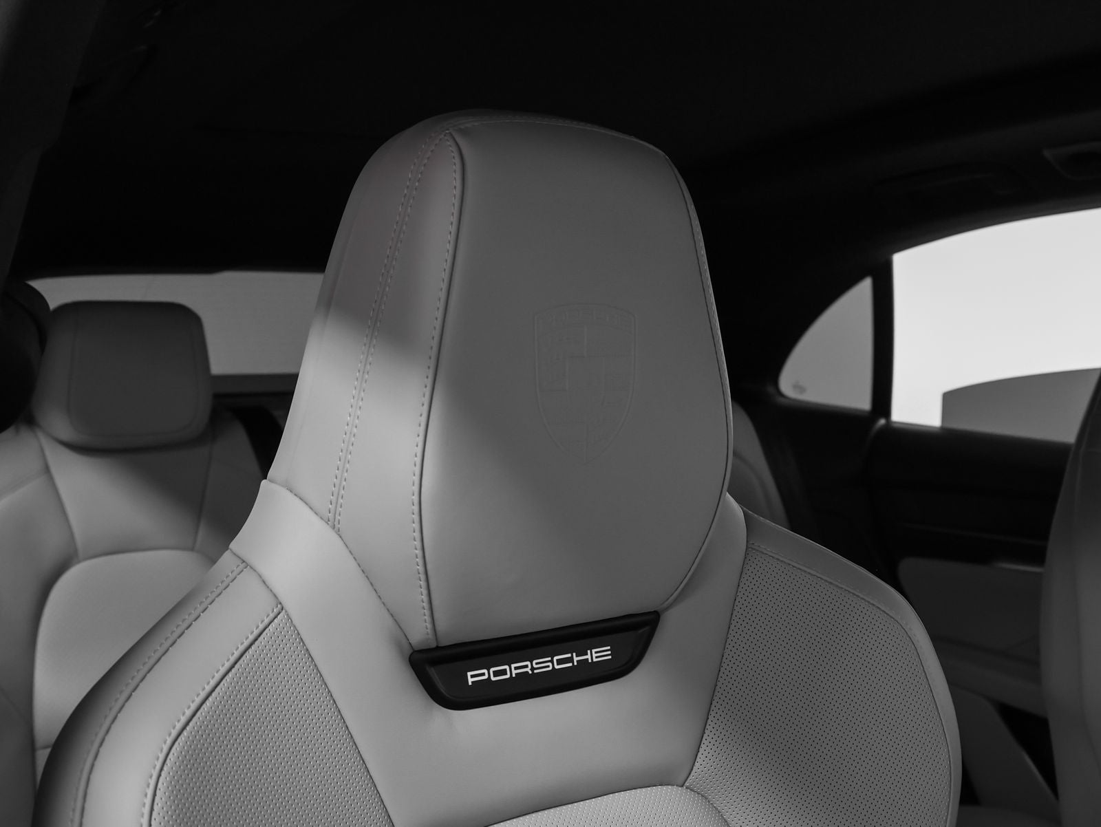 2026 Porsche Macan 4 Electric