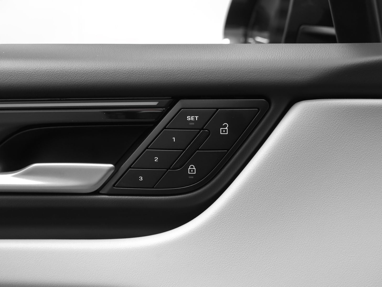 2026 Porsche Macan 4 Electric