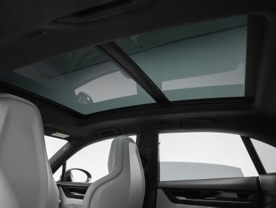 2026 Porsche Macan 4 Electric