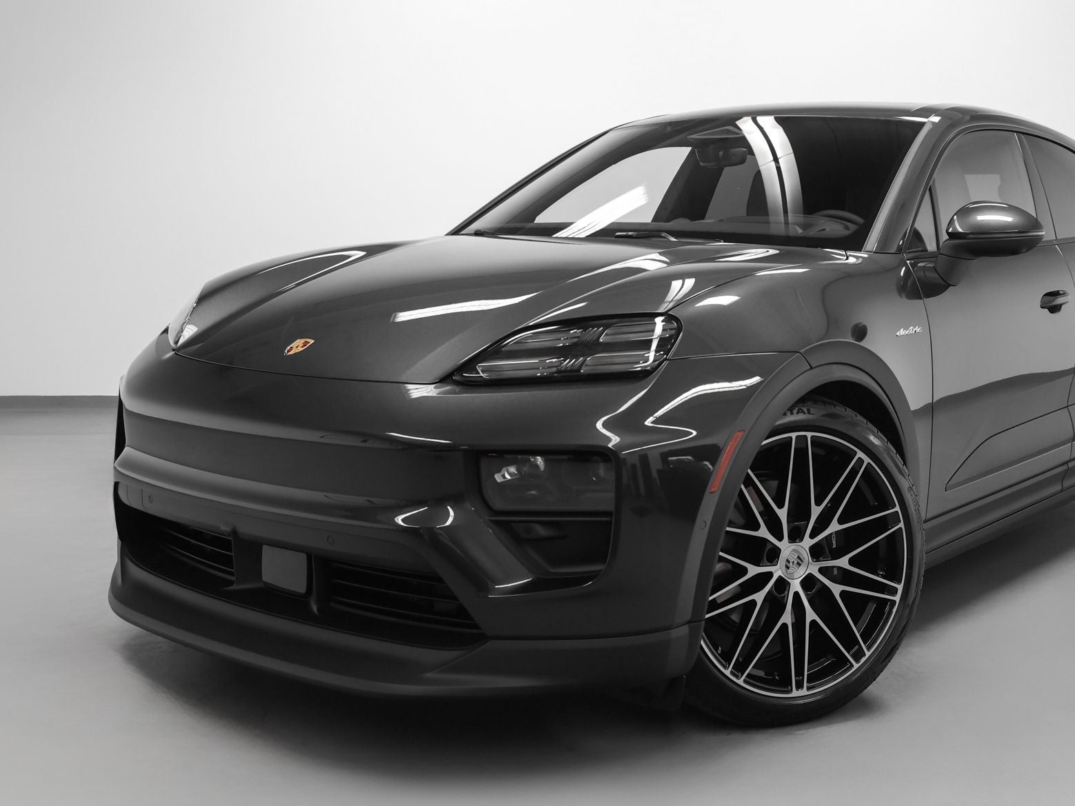 2026 Porsche Macan 4 Electric